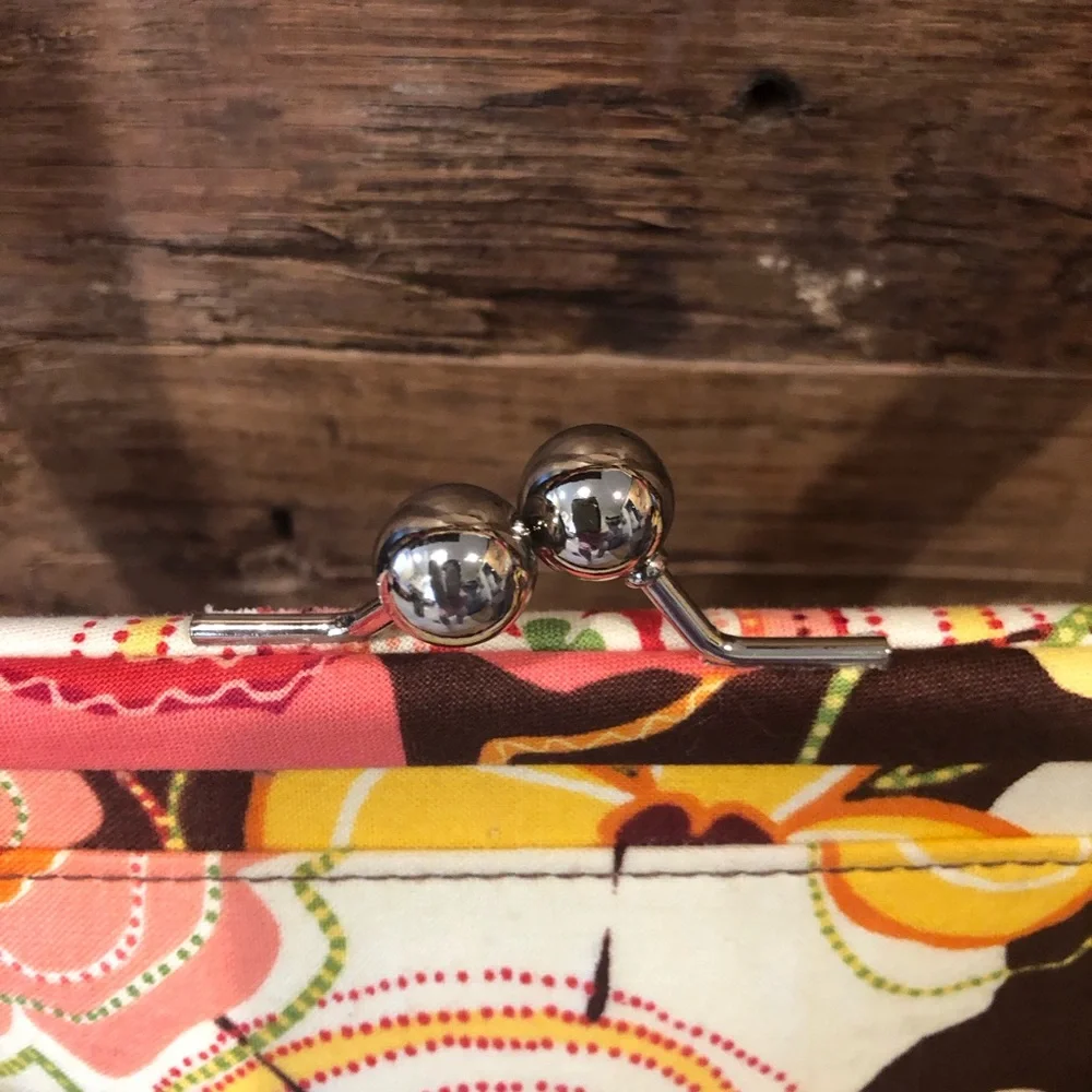 Vera Bradley Buttercup Pattern Alice Style Bag - Picture 4 of 6